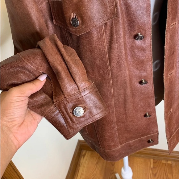 Leather Jacket - Picture 4 of 7